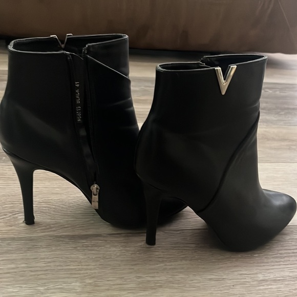 Boots - Picture 2 of 2